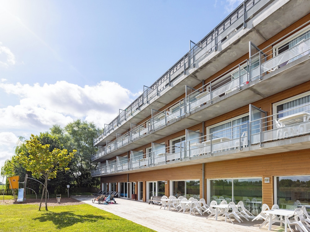Residence Vacanceole Les Chambres de la Baie in ROZ-SUR-COUESNON