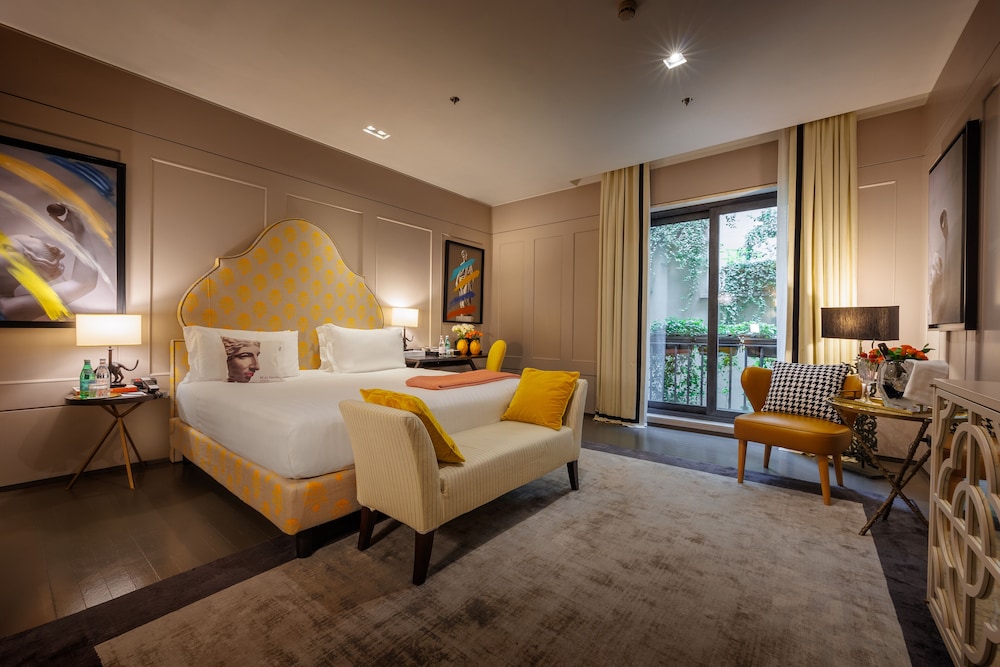GRAND, JUNIOR SUITE, DELUXE