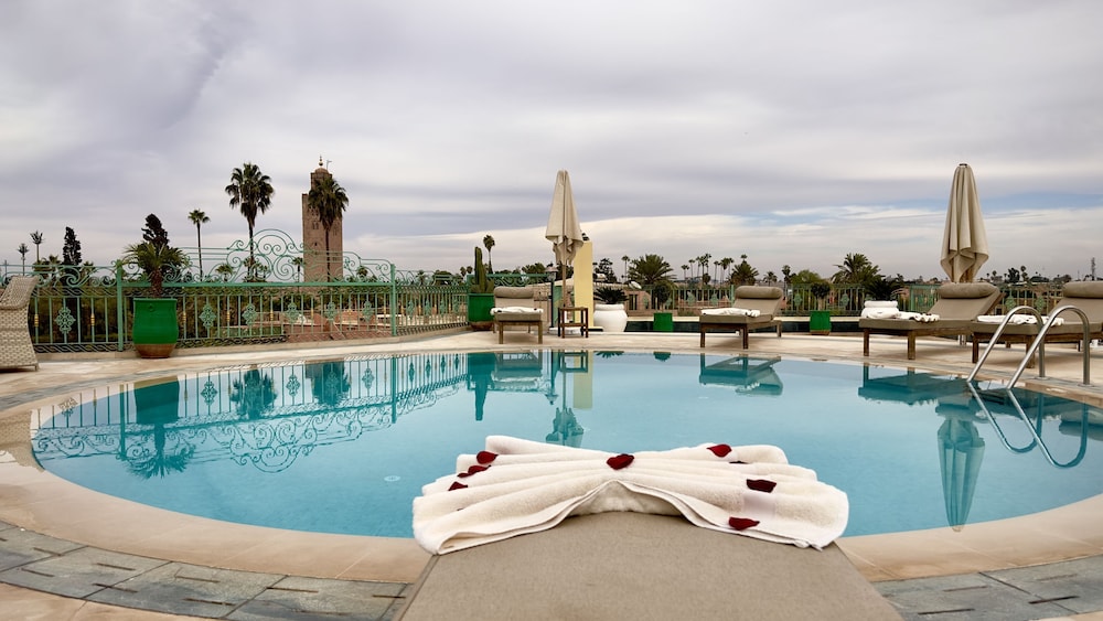 Le Sillage Palace sky & Spa 82/87