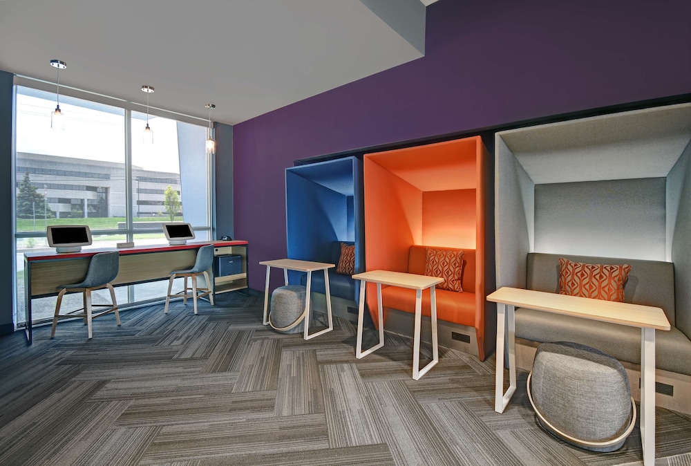 Tru By Hilton Troy Detroit 38/52