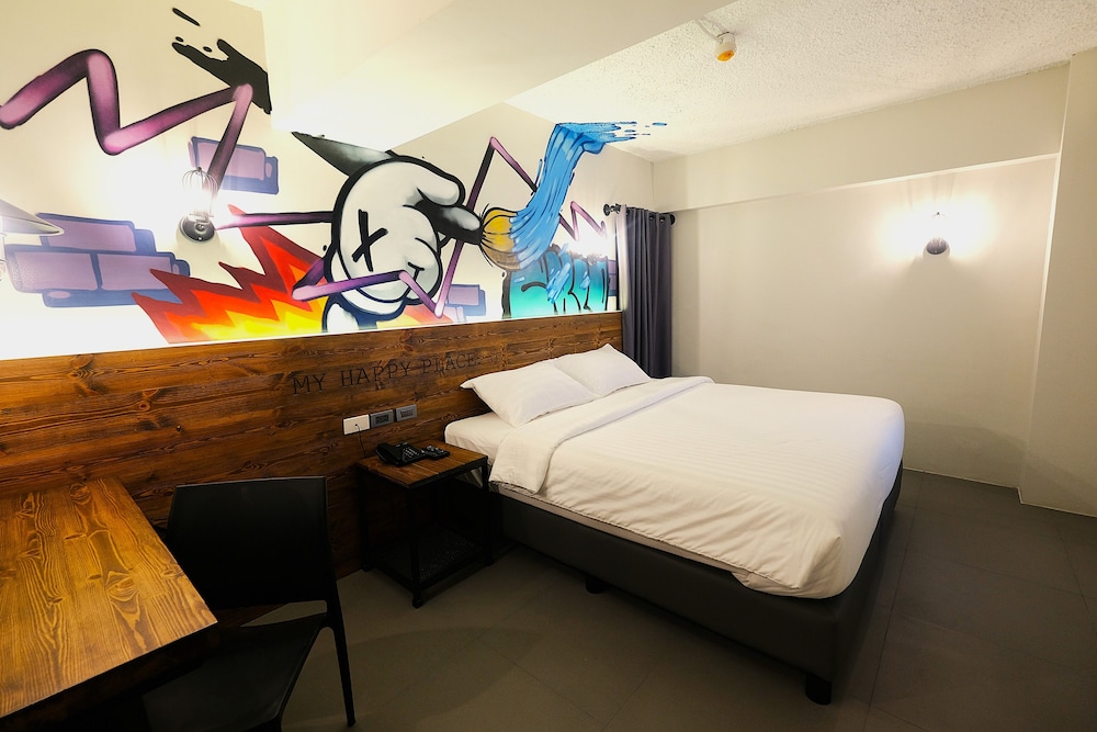 U Hotels Makati 45/56
