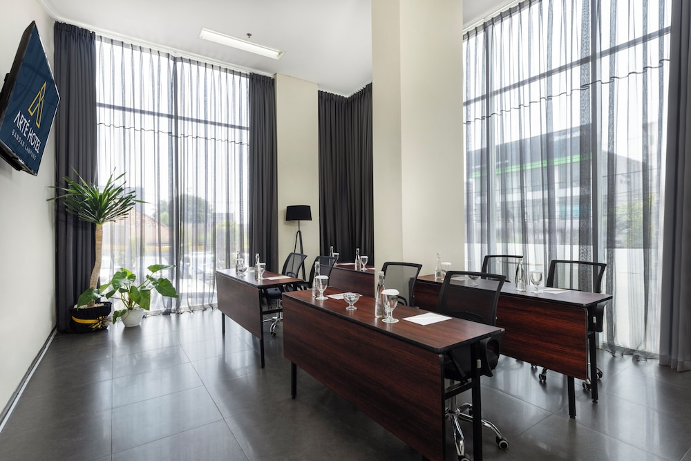 Arte Hotel Bandar Lampung 10/48