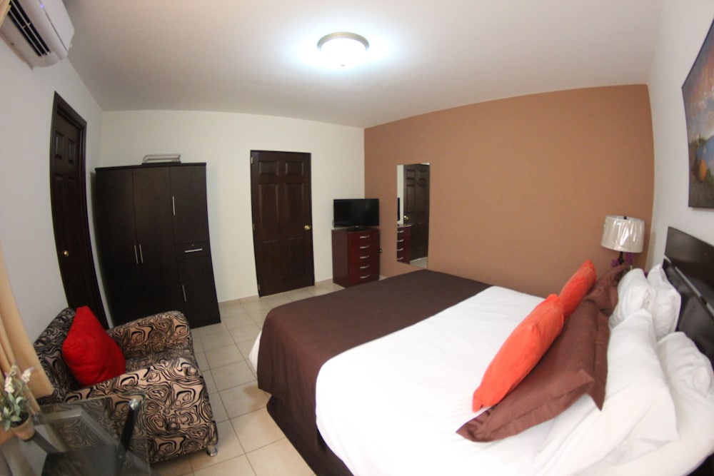 Hotel Marela 13/43