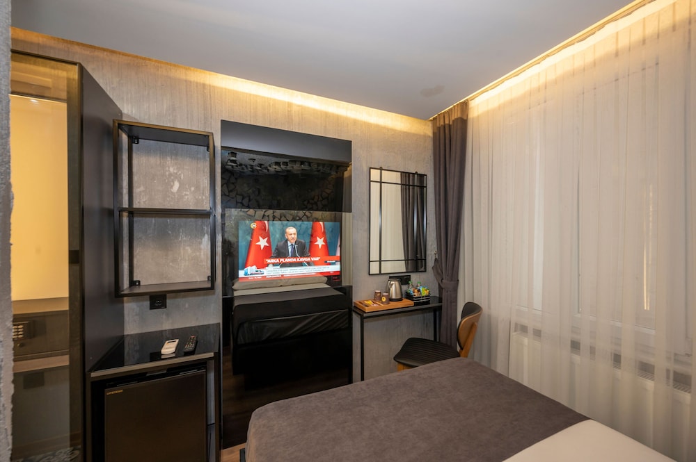 Continental Airport Hotel 46/49