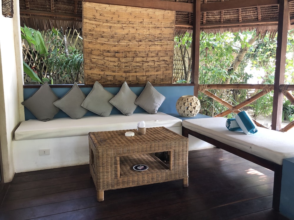 El Nido Mahogany Beach 49/70