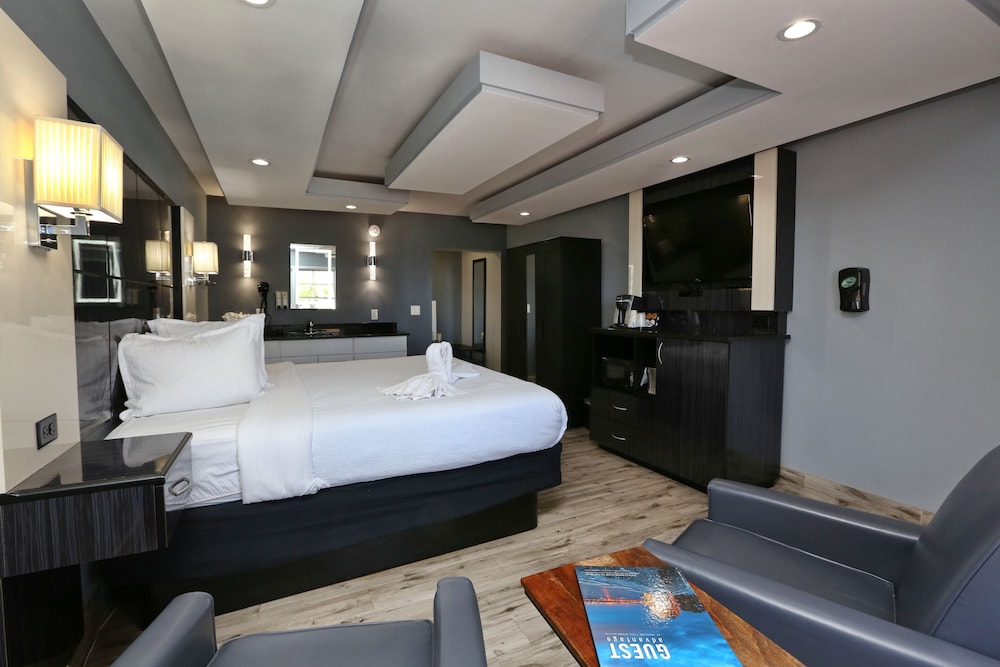 Marion Motor Lodge 26/65