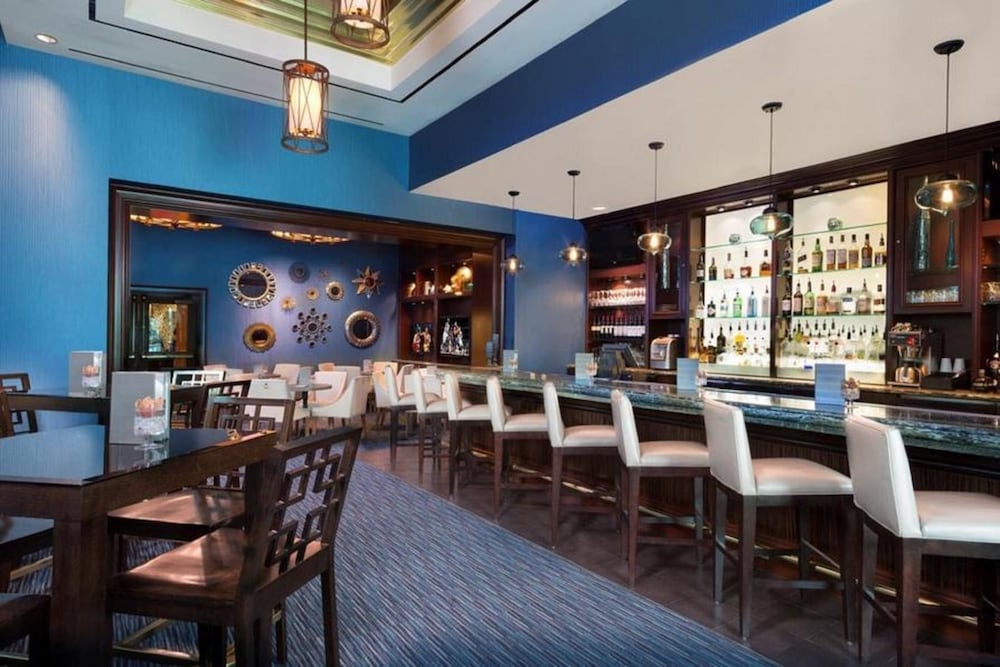Stripviewsuites At Signature 68/73