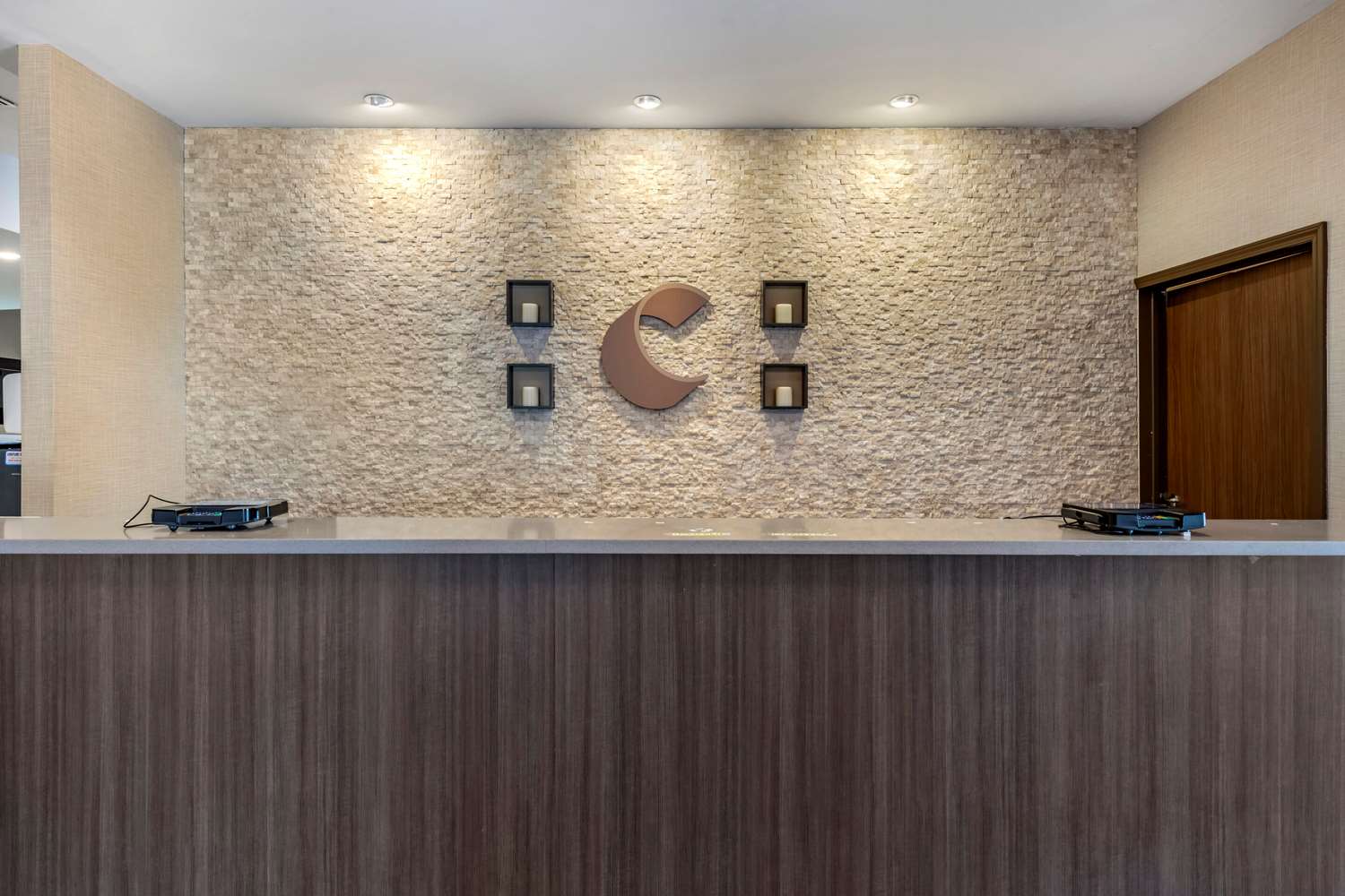 Lobby at Comfort Suites Fort Lauderdale Airport & Cruise Port, DANIA BEACH - FL