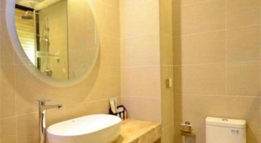 Lavande Hotel (Wuhan Wangjiawan Metro Station) 50/51