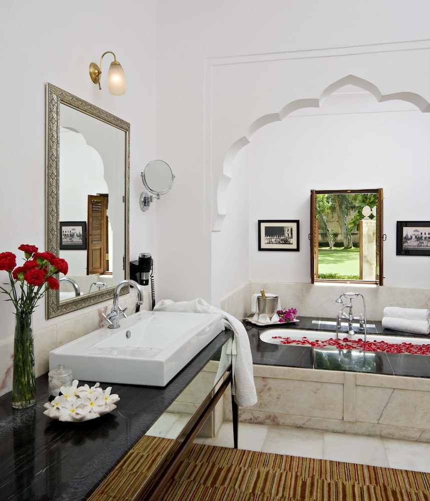 SAMODE HAVELI 53/55