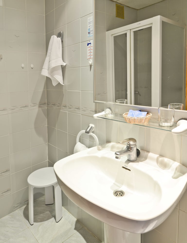 Hotel Amoros 20/69
