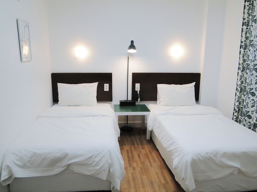 EKONOMY HOTEL HAEUNDAE 12/66
