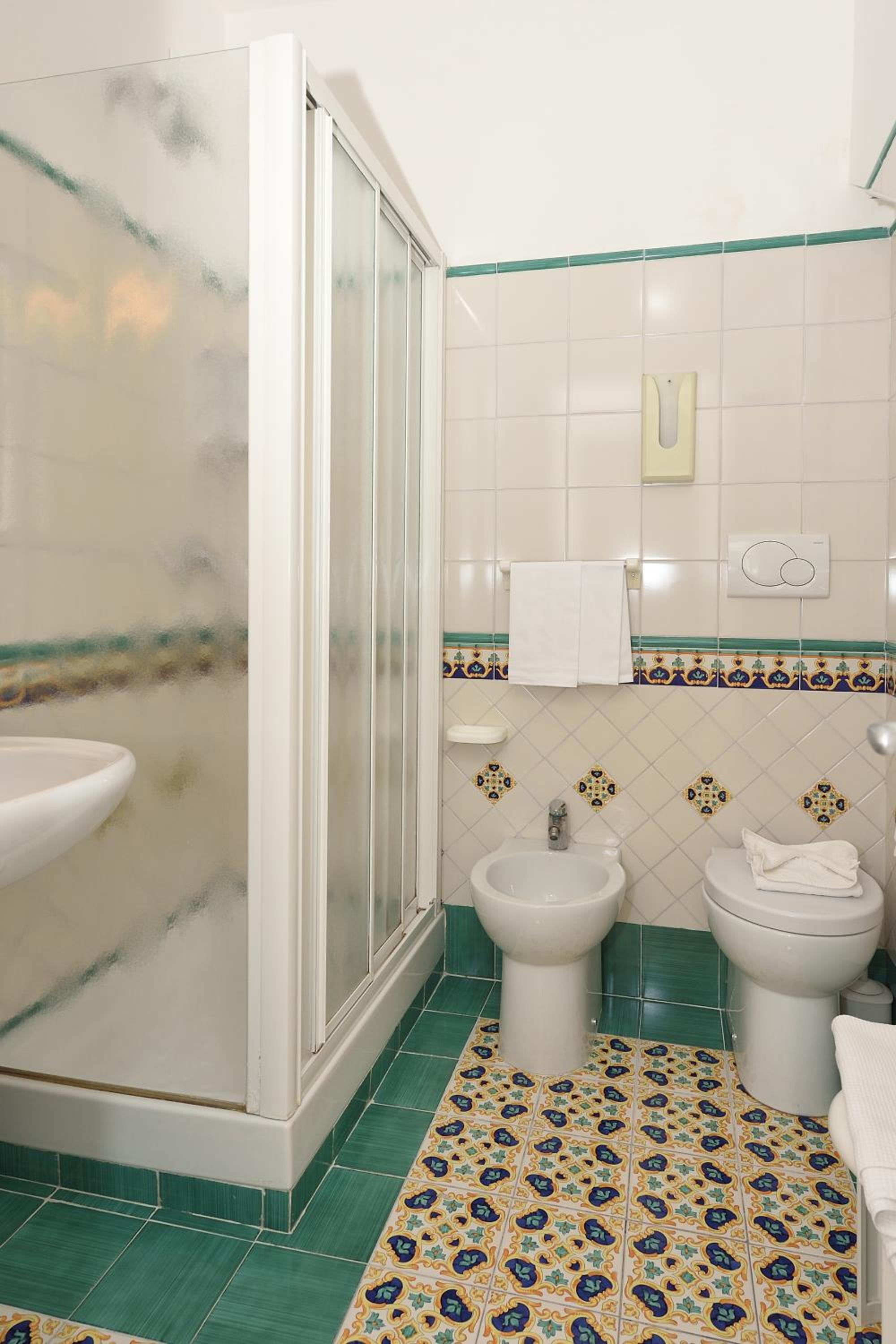 غرفة اقتصادية بسرير مزدوج، Hotel Settebello 6/7