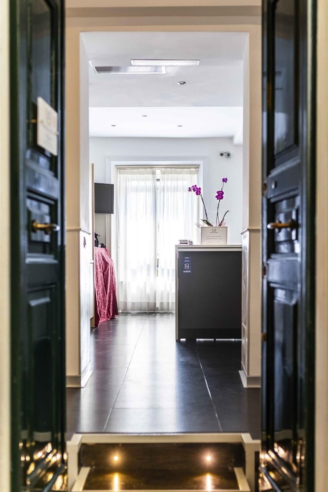 Imperial Suite Rome Guest House 3/50
