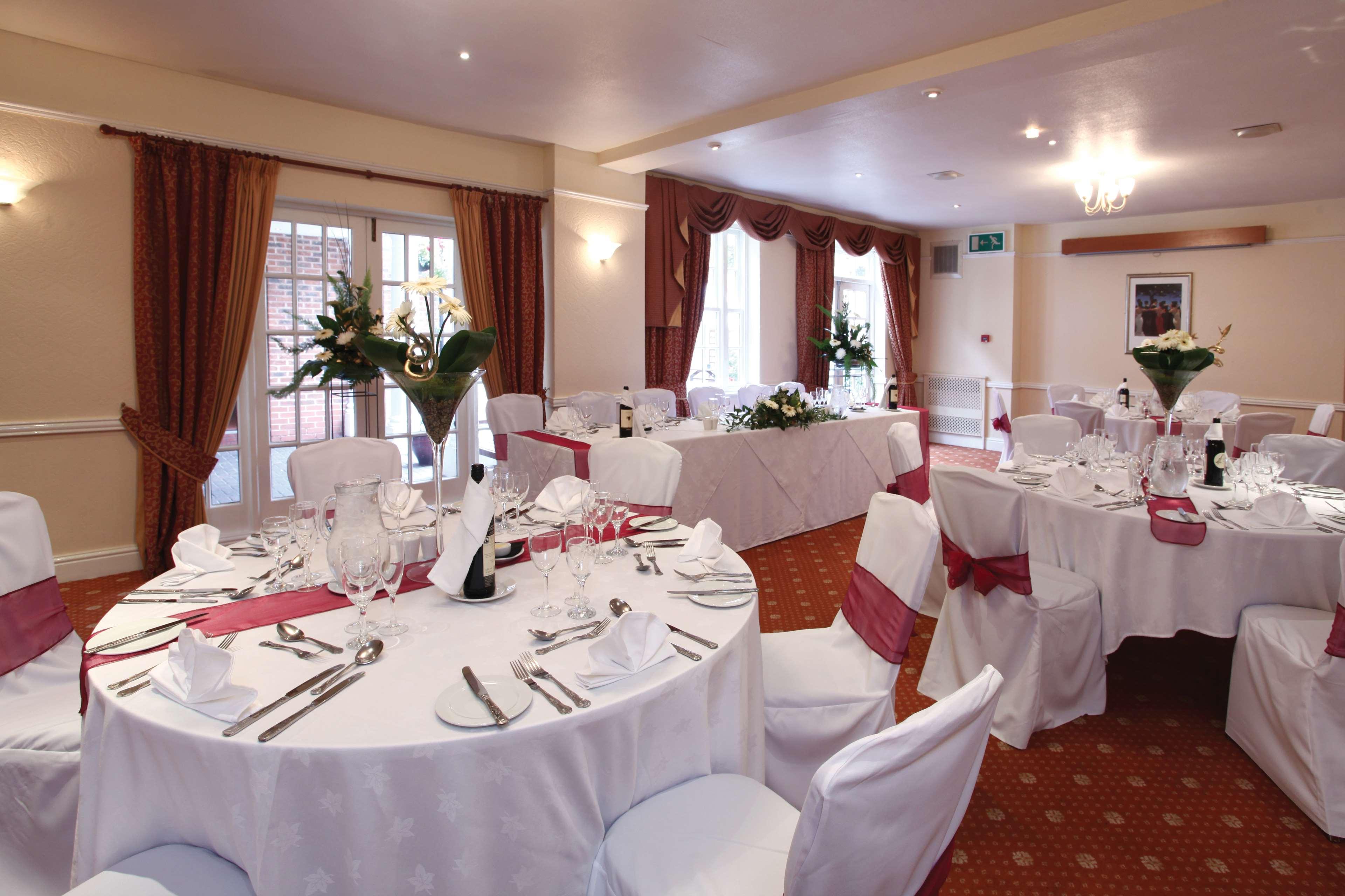 The Lion Hotel 30/45
