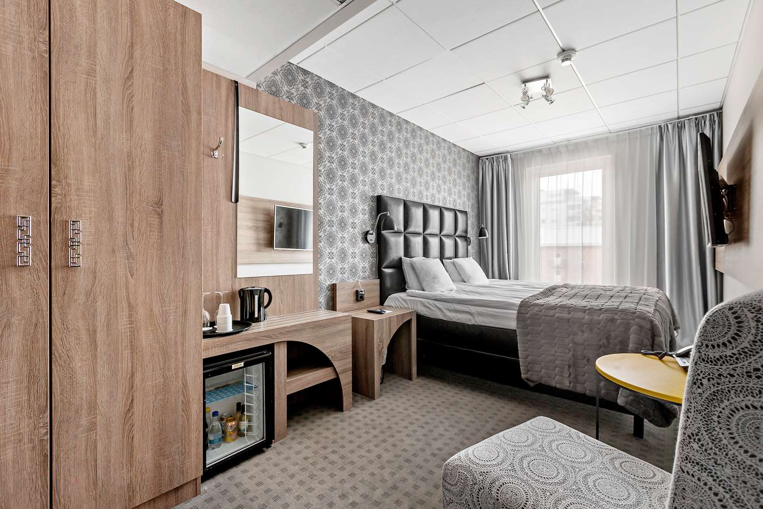 Economy, Twin Beds
