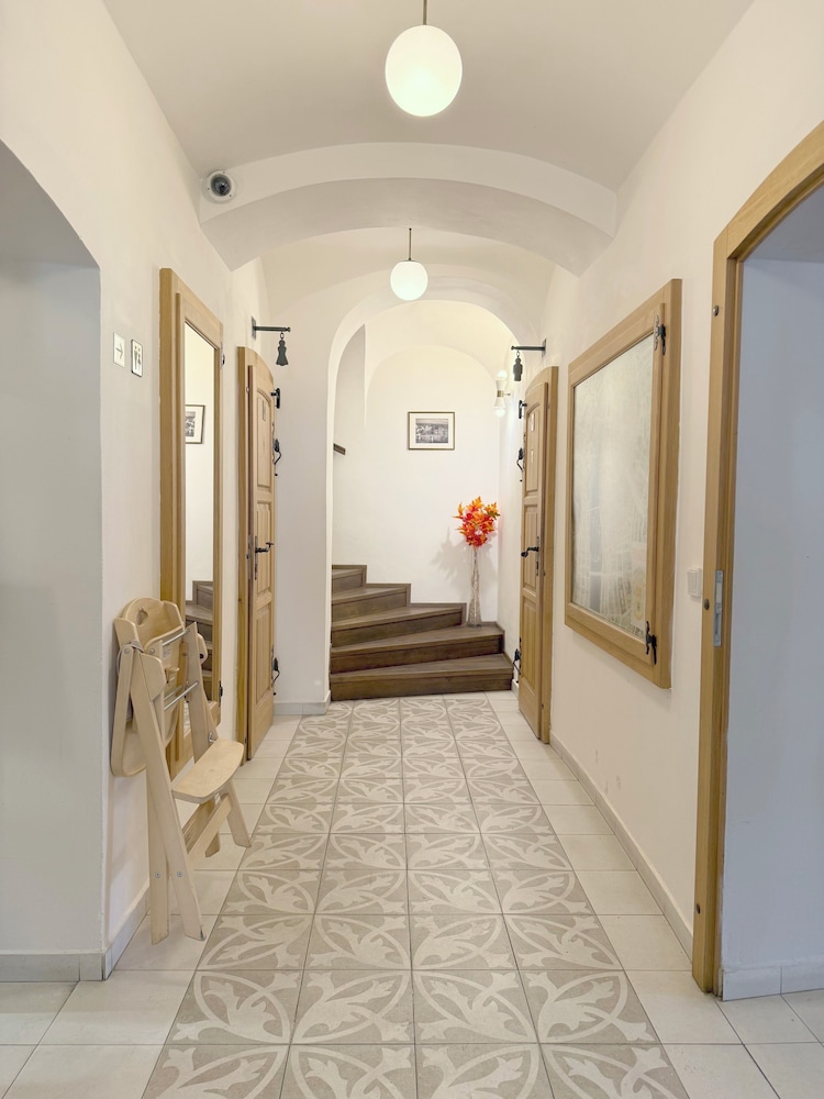 Hotel U Zlatych Nuzek 8/71