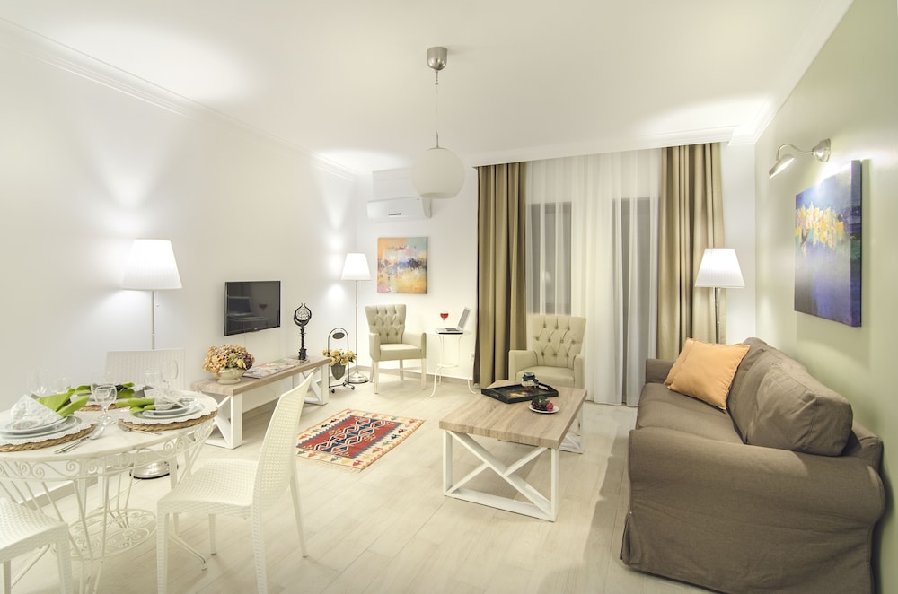 Rodina Suites 32/50