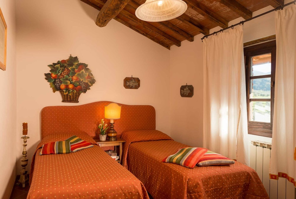 Fattoria Degli Usignoli 23/56