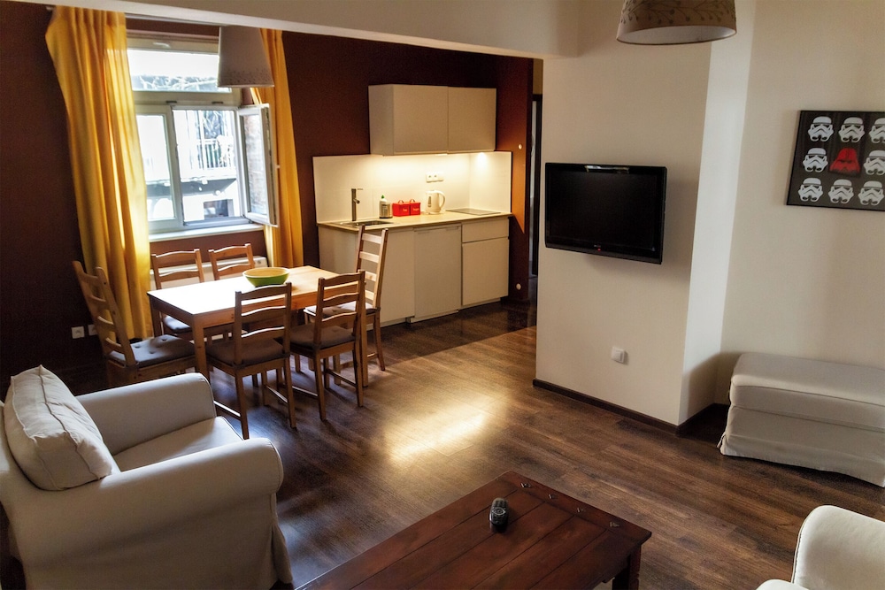 Lounge Apartments 30/50