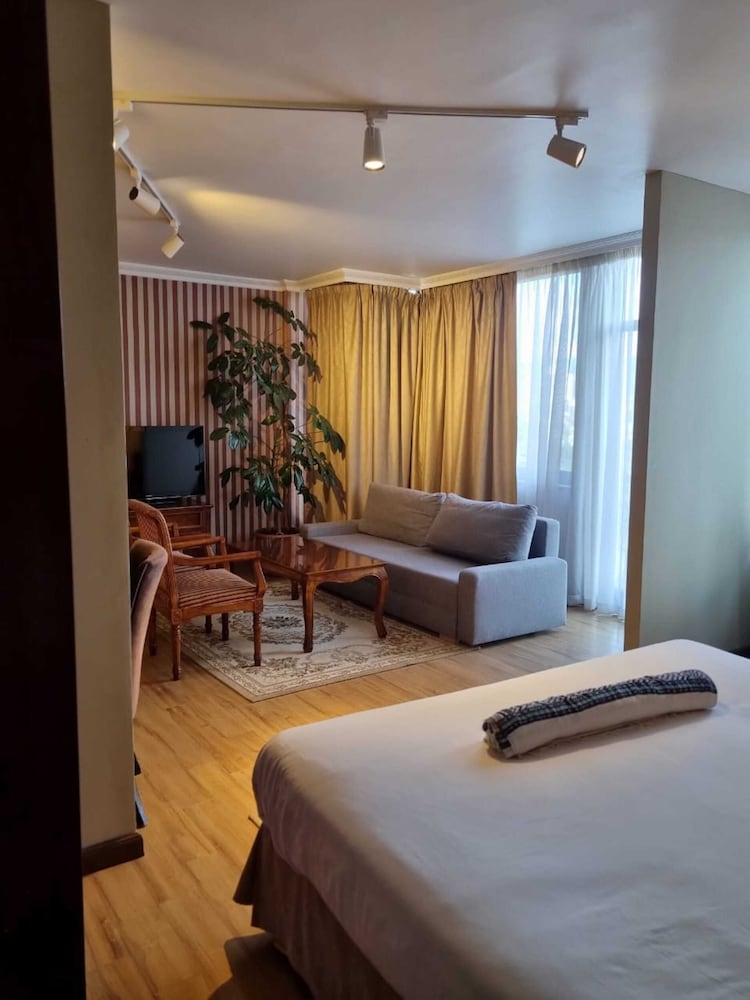 The Residence Suite Hotel 11/42