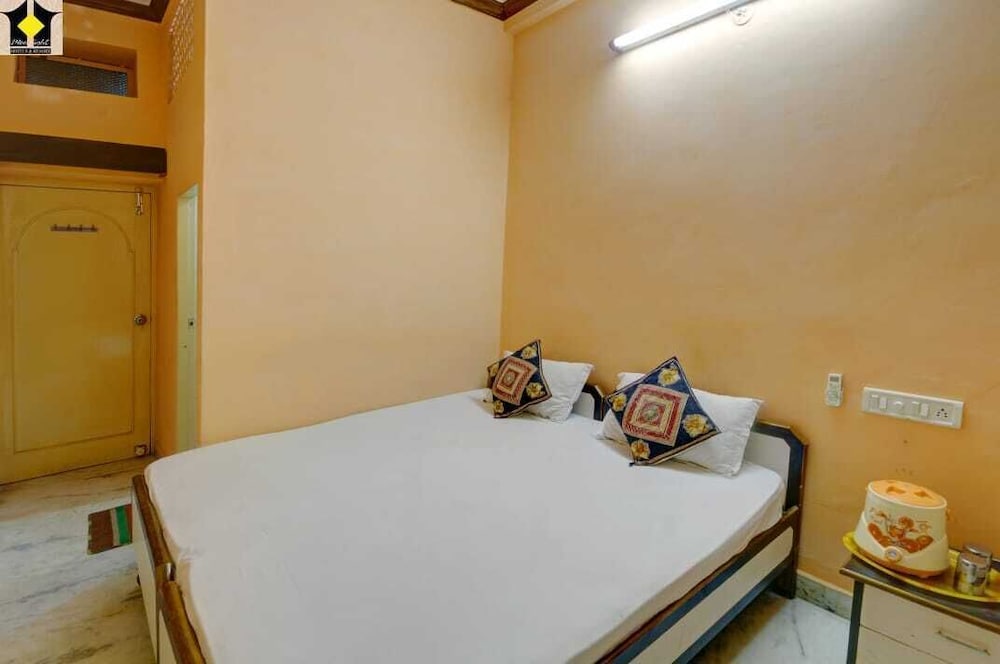 Hotel Jaisal Palace 9/42