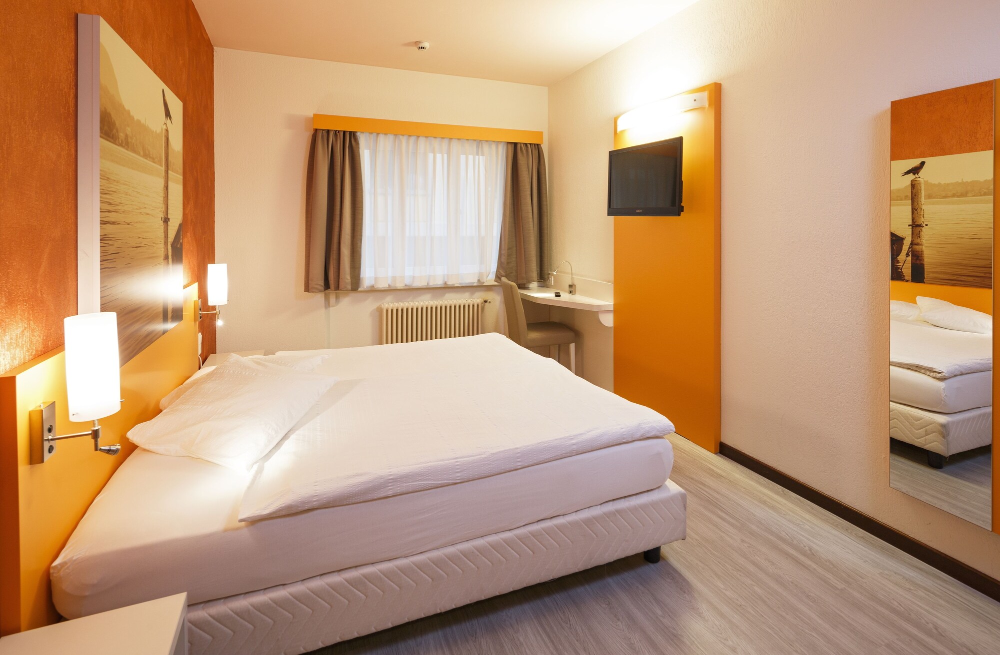 STANDARD, TWIN BEDS