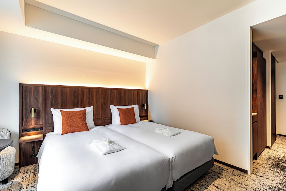 STANDARD, TWIN BEDS