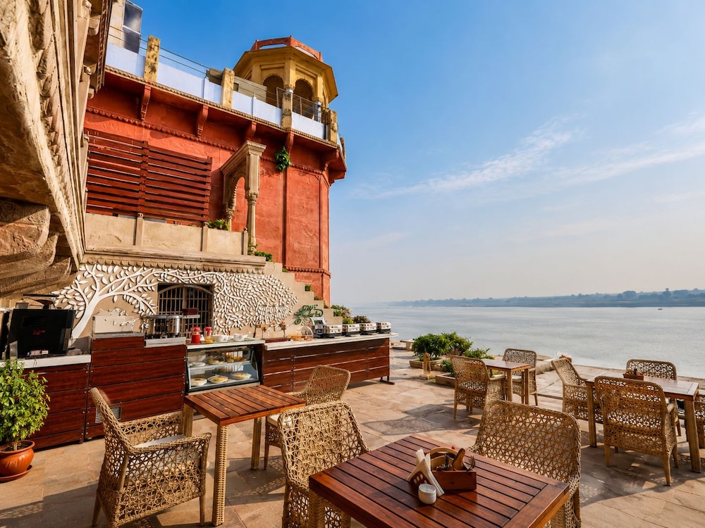Guleria Kothi 36/50