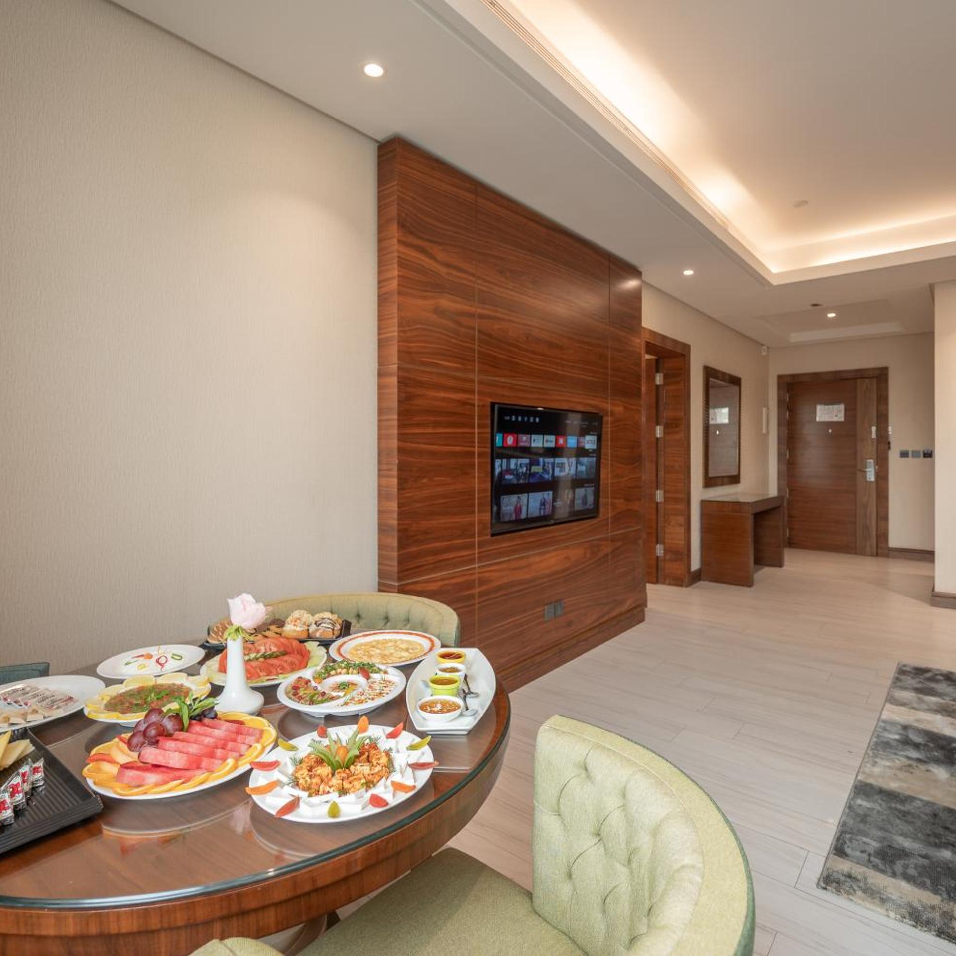 فندق ويك اند صاري(Weekend Hotel Sari) 71/80