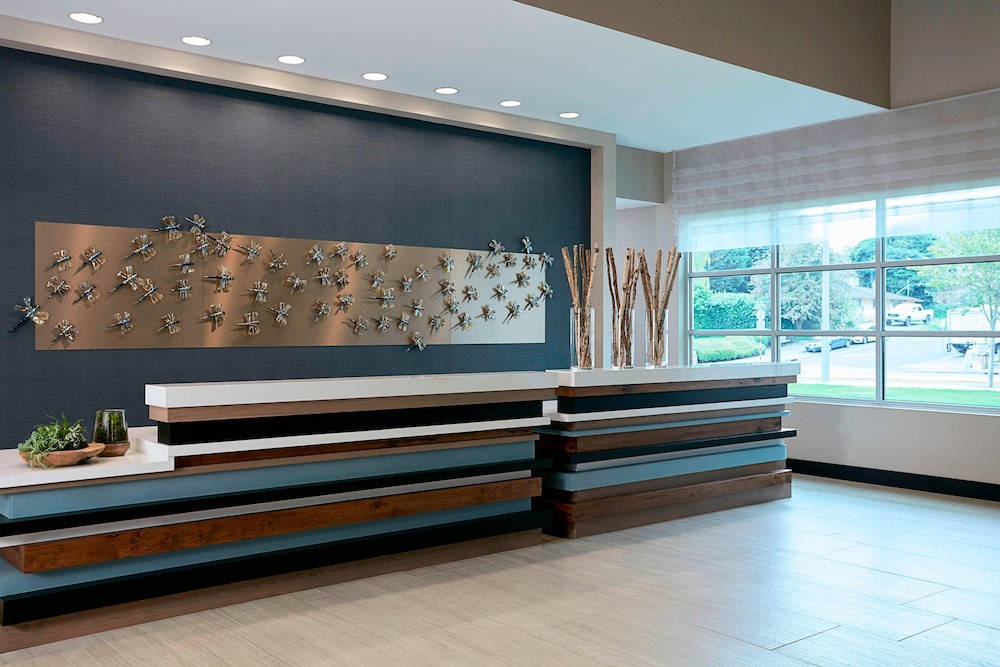 Lobby at Seattle Marriott Bellevue, BELLEVUE - WA