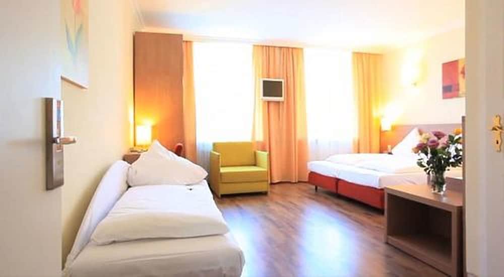 Marienthal Hotel Hamburg 16/46