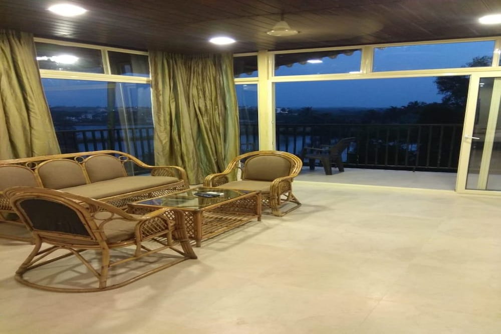 Kay's Riverview Resort 37/52