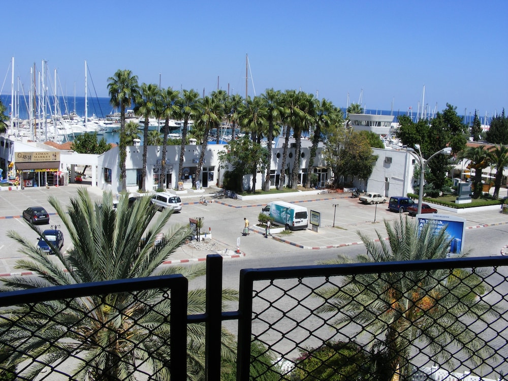 Kemer Hotel 7/39