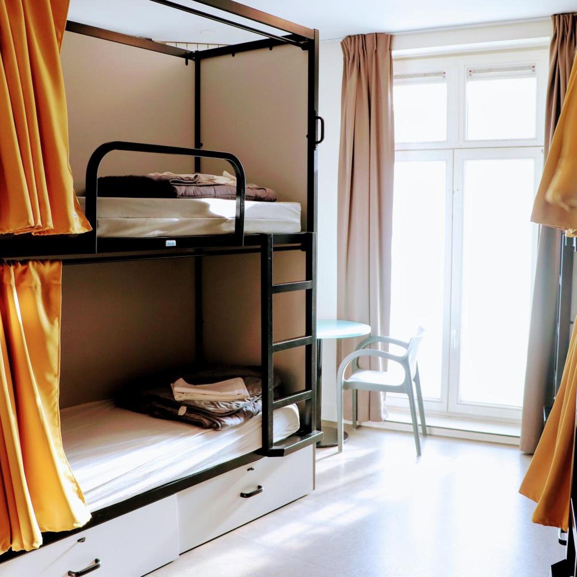 Jacques Brel Youth Hostel 26/48