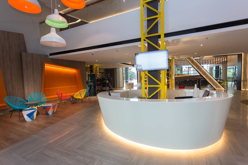 Ibis Styles Batam Nagoya 15/68