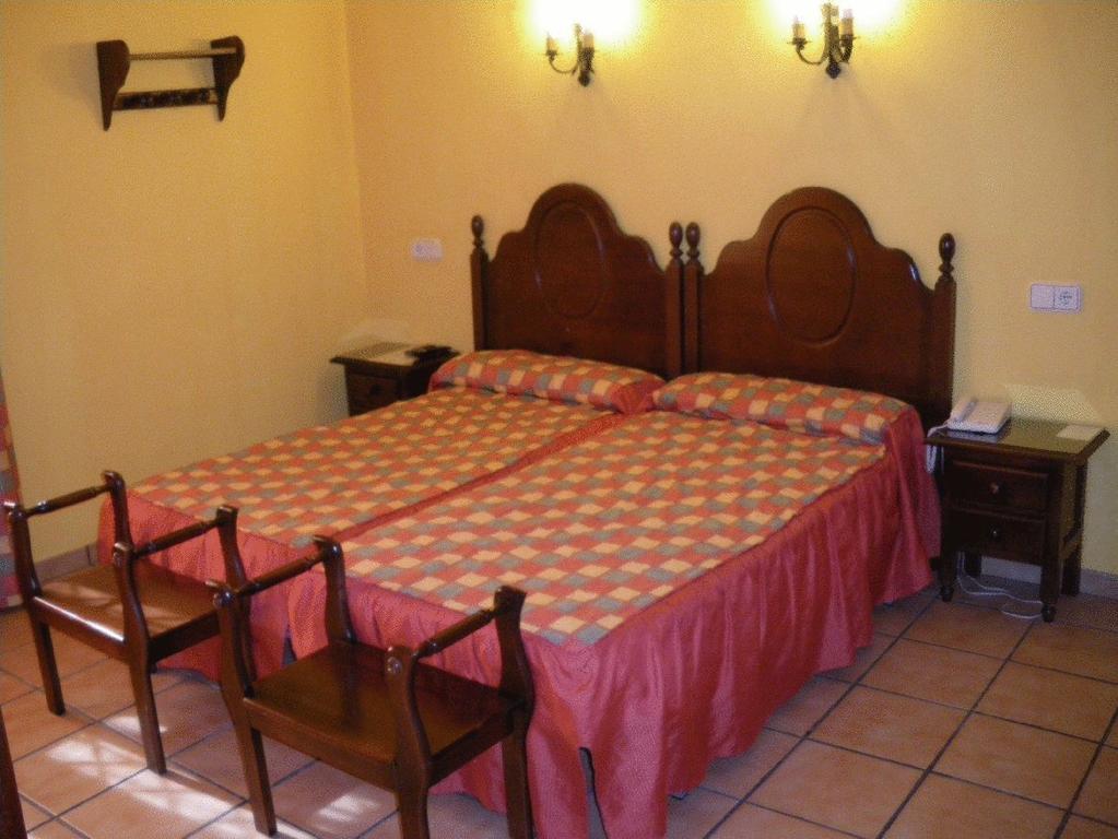Hotel La Barca 4/15