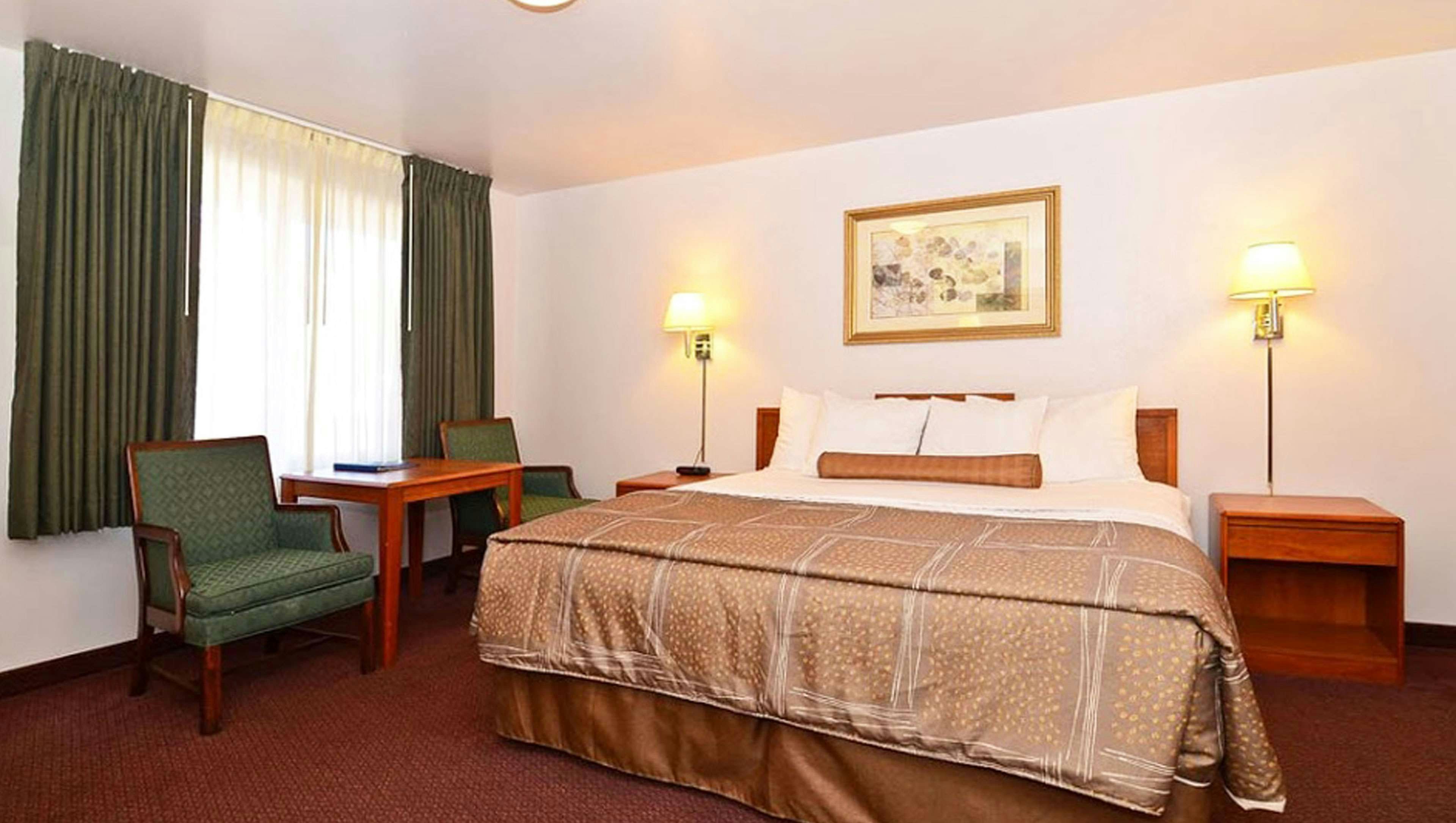 Room, King Bed