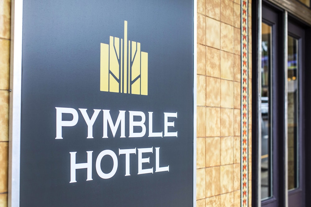 Pymble Hotel 2/50