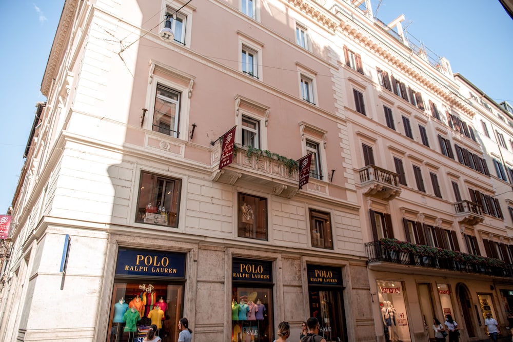 Boutique Centrale Palace 5/81