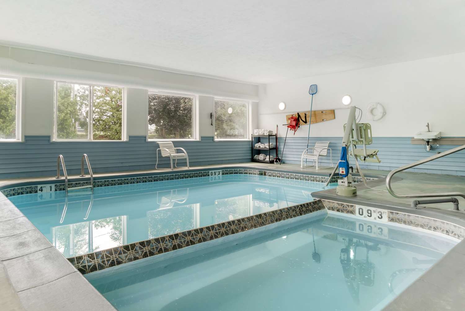 Econo Lodge Traverse City South 22/31