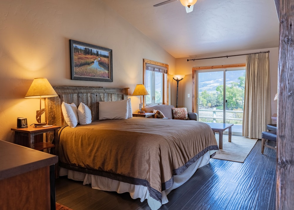 Yellowstone Valley Lodge Ascend Hotel Collection 12/51