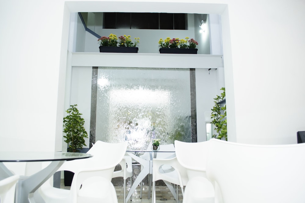 Hostal Lleras Calle 8 22/49