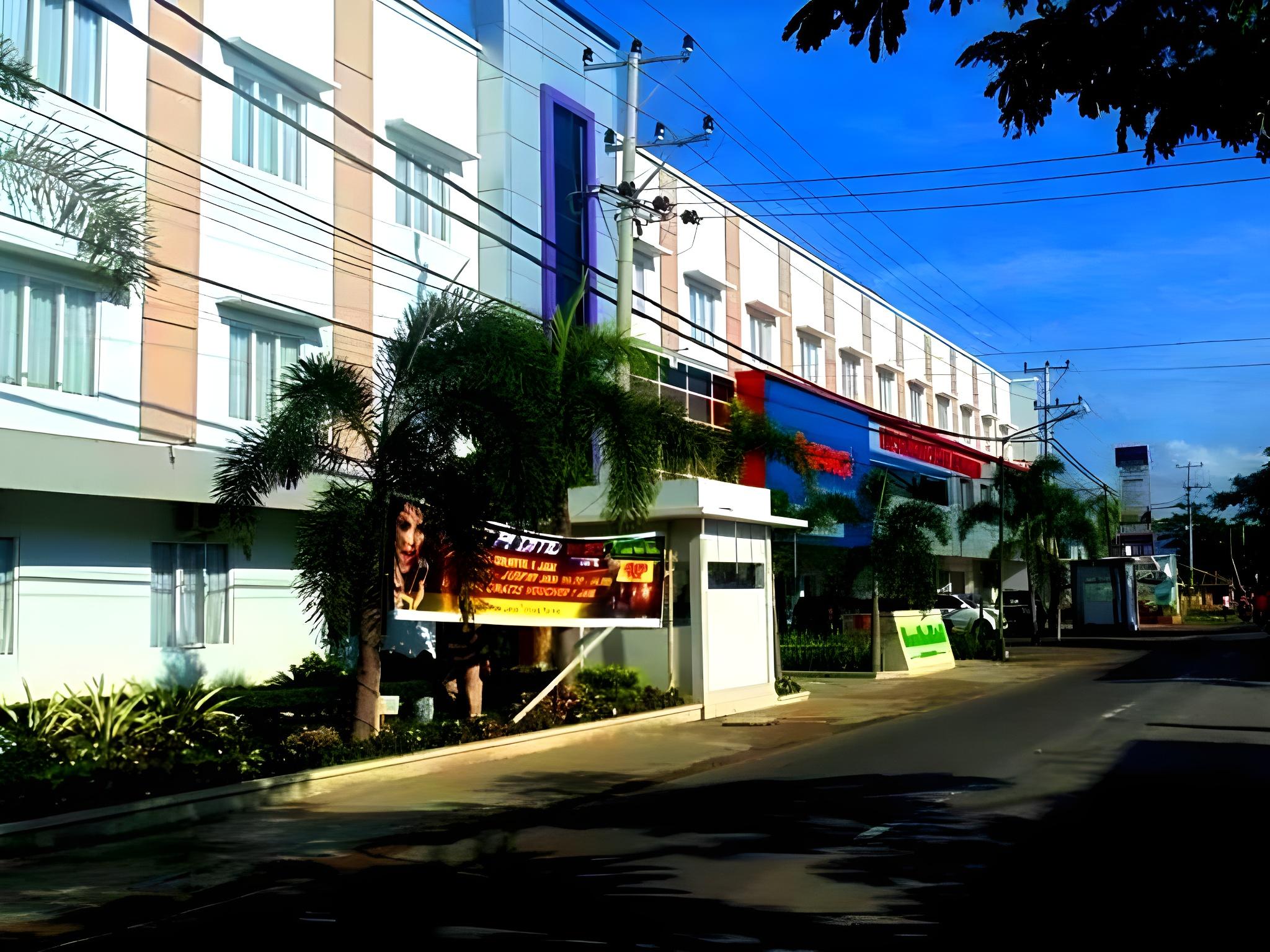 Grand Inn Hotel Mataram 15/20