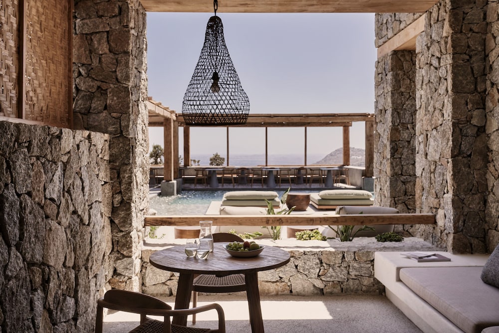 Archipelagos All Suites 27/50