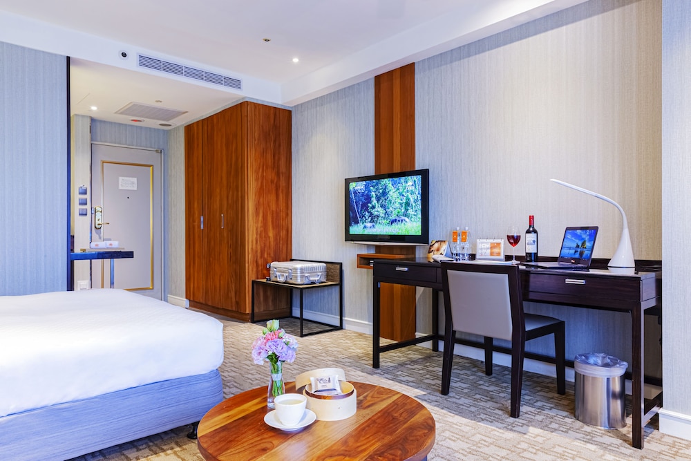 Pacific Business Hotel 32/70