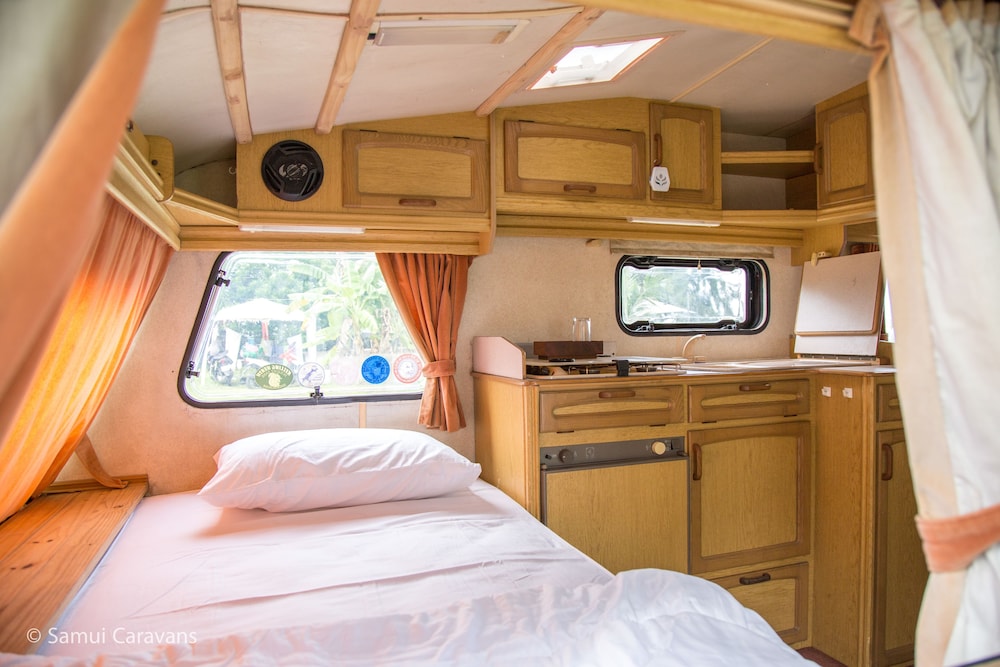 Samui Caravans 14/50