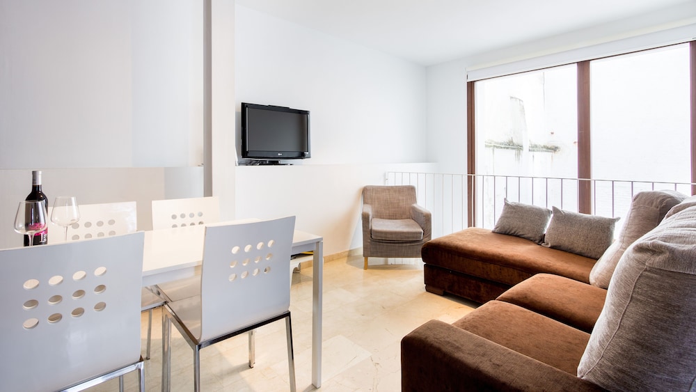 Comet Suites Elvira 32/62