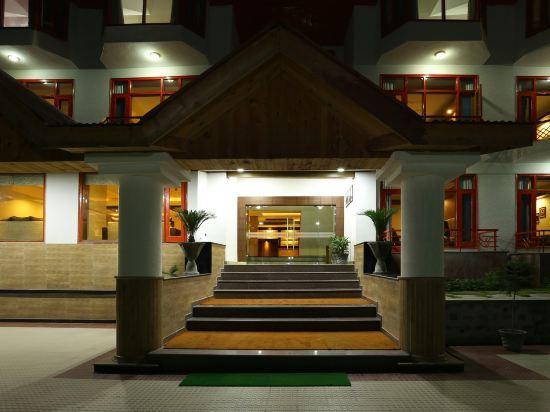 Hotel Samson 4/16