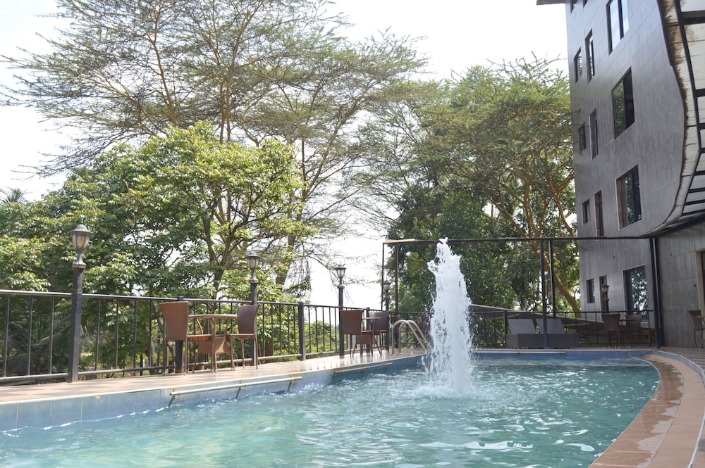 Park Place Hotel 77/80